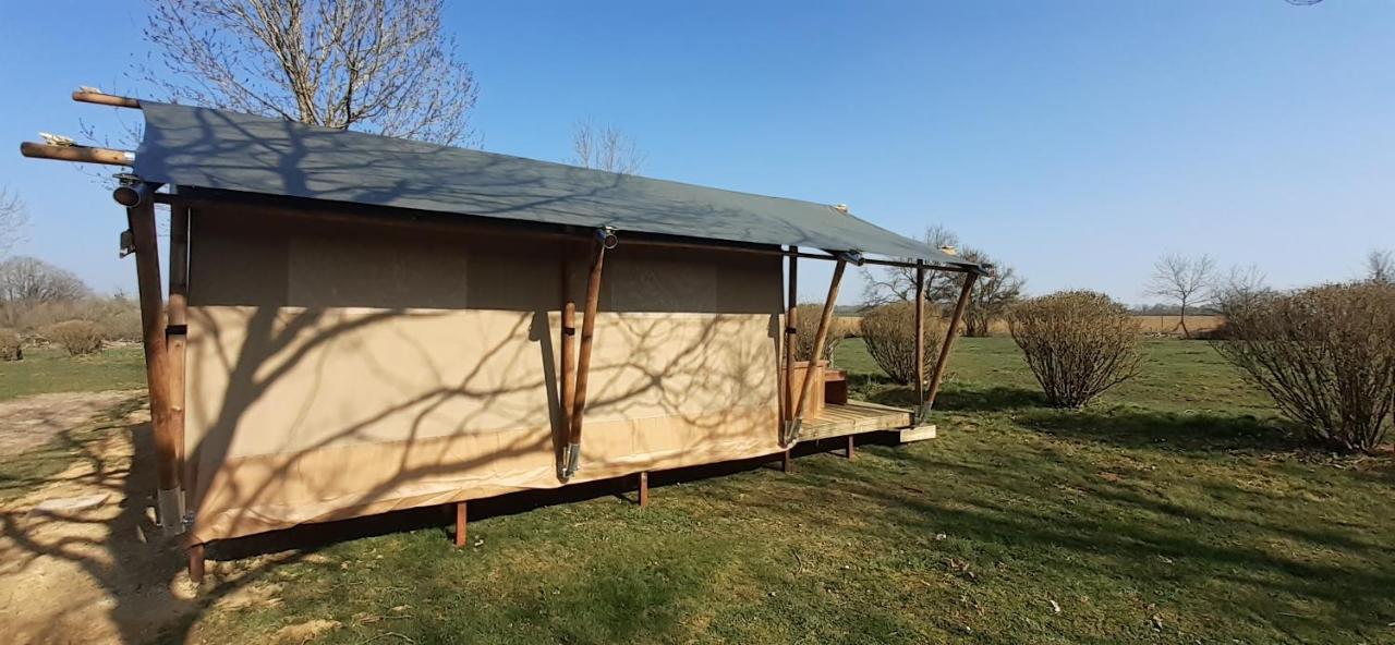 Tente Familiale Au Camping Hautoreille Bannes  Bagian luar foto